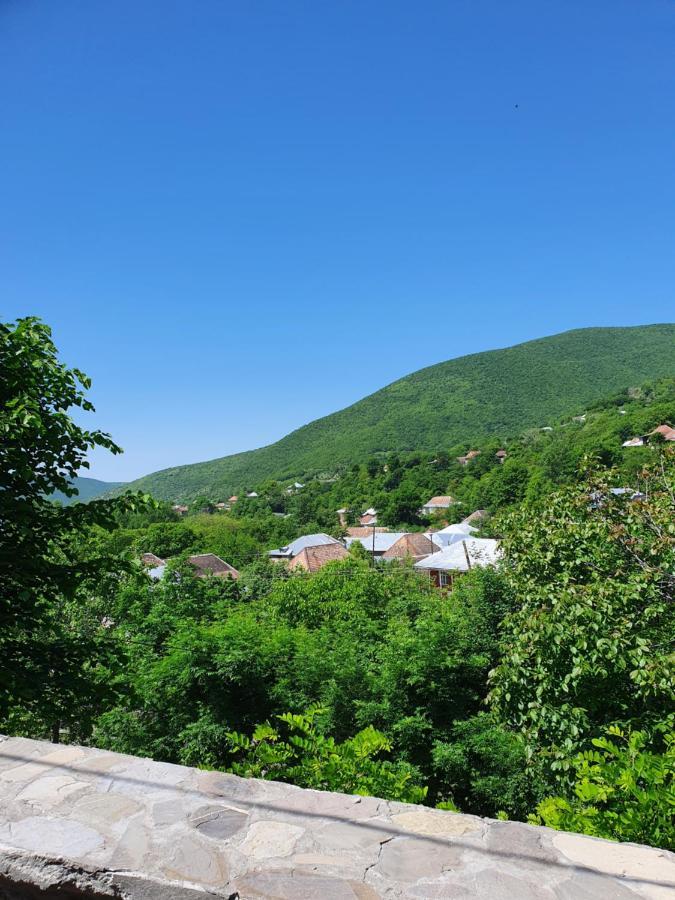Sheki Avtovagzal Motel Exterior photo